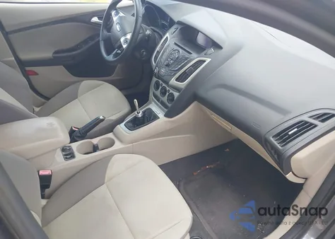 2013 Ford Focus Se z USA, uszkodzony, nr VIN 1FADP3K20DL155882